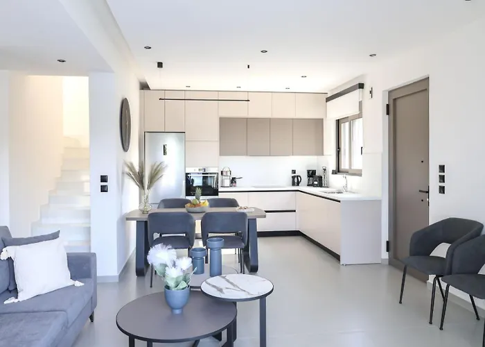 וילה Viventia With Heated Pool *