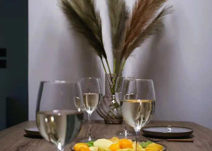 Viventia With Heated Pool Villa *