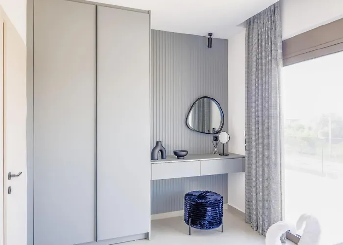 וילה Viventia With Heated Pool אפאנטו